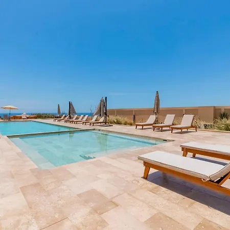 6-8 Guests - Mistiq Cabo Villa